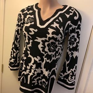 Women’s White House Black Market Mini-Dress/Long Shirt Size Small